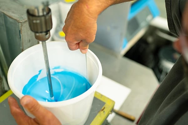 schneller-employee-mix-blue-material